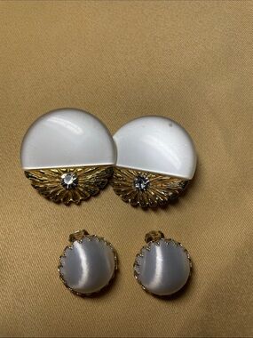 Vintage half-moon costume earrings 2 pairs Clip On